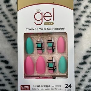 3 for $15 Goldfinger Kiss nails